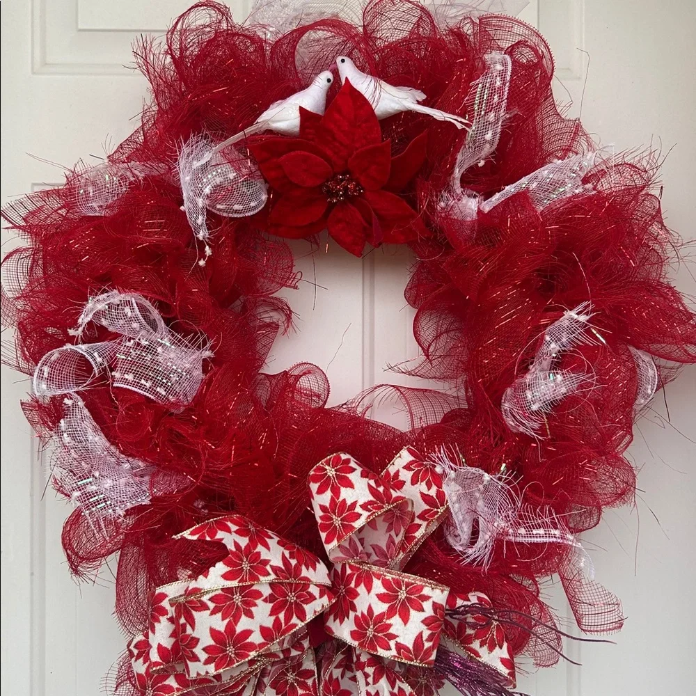 Elegant Red and White Holiday Wreath with Poinsettia